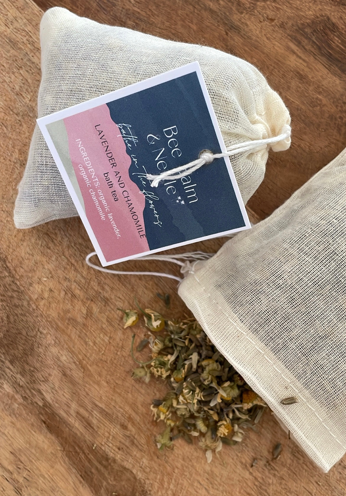 Lavender and Chamomile bath tea – Bee Balm & Nettle